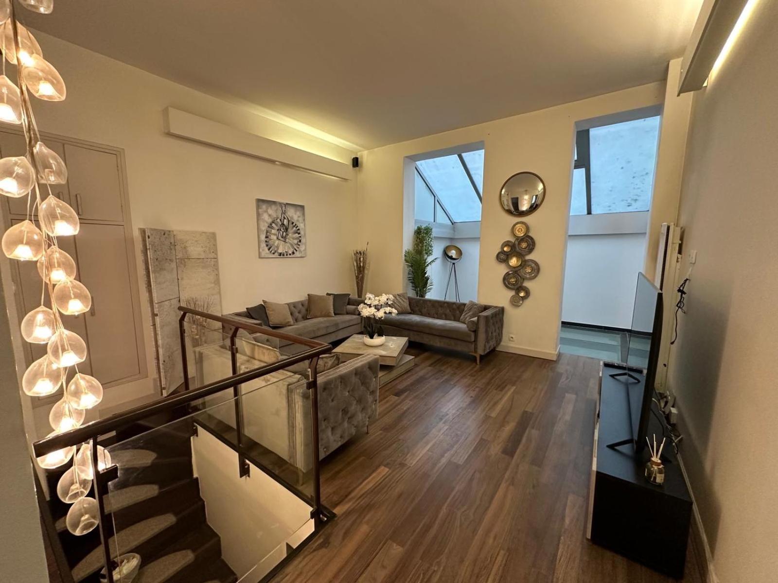 Les Champs Elysees-125M2 Modern And Spacious Παρίσι Εξωτερικό φωτογραφία